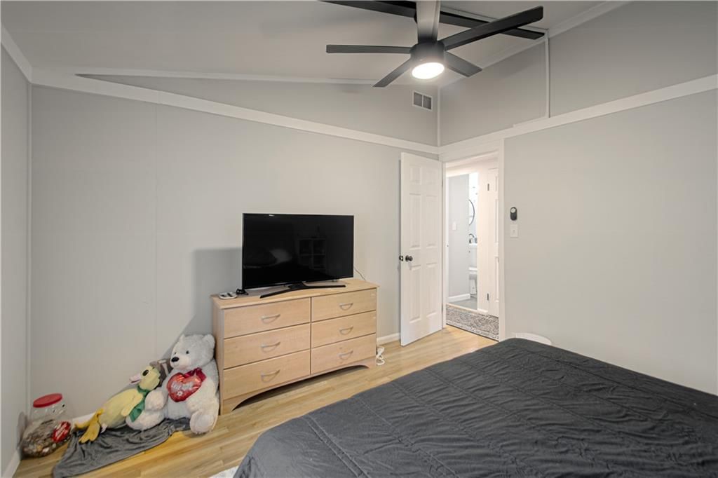708 S CHESTNUT Avenue — photo 15
