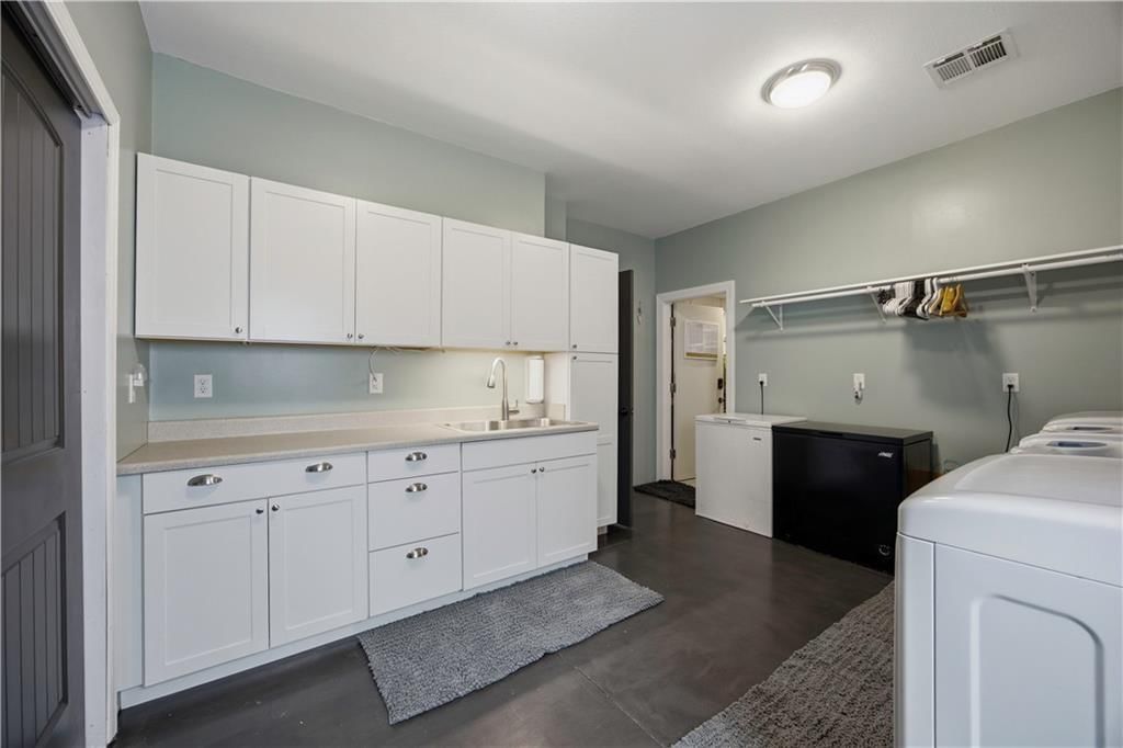 226 N 8th Street — photo 27