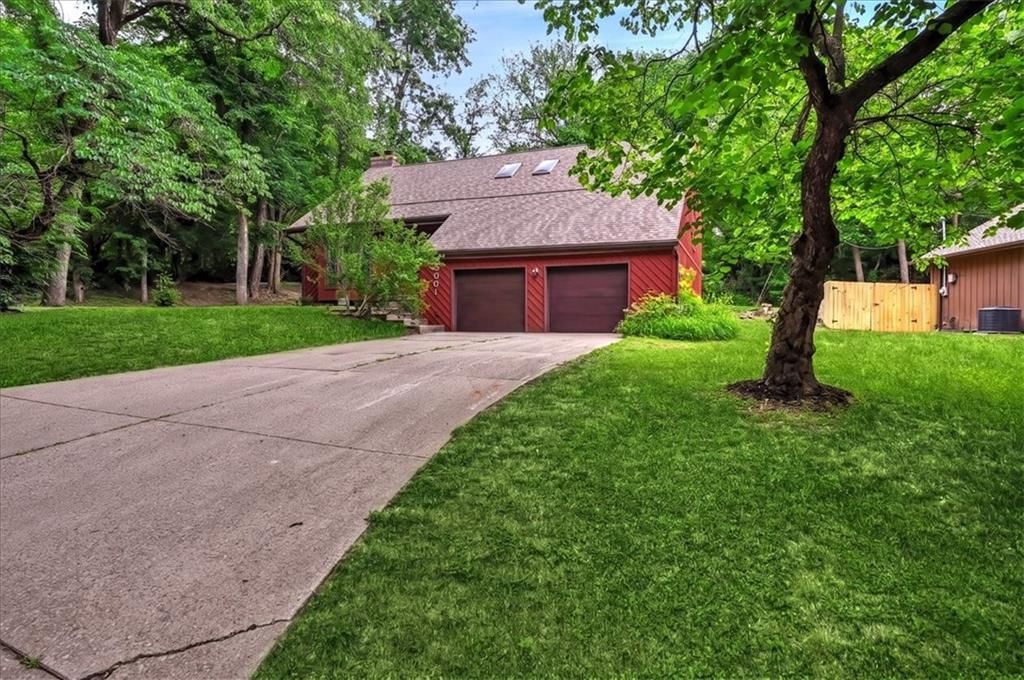 2501 Olde Creek Court — photo 2
