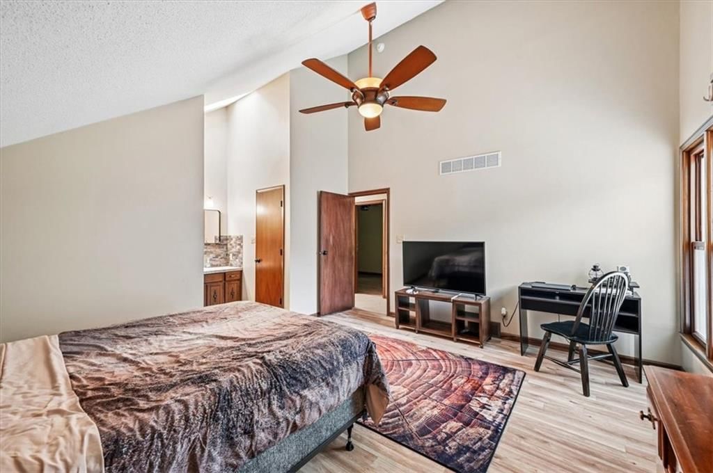 2501 Olde Creek Court — photo 17