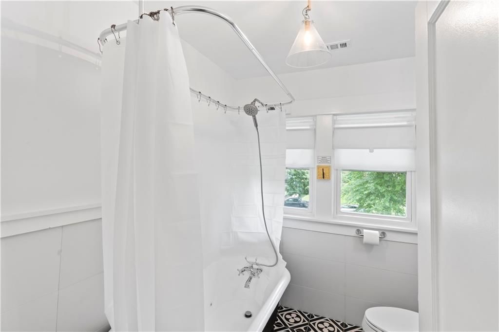 7444 Summit Street — photo 37