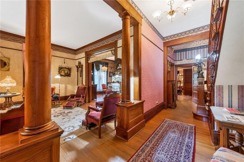 406 E Arthur Street — photo 14
