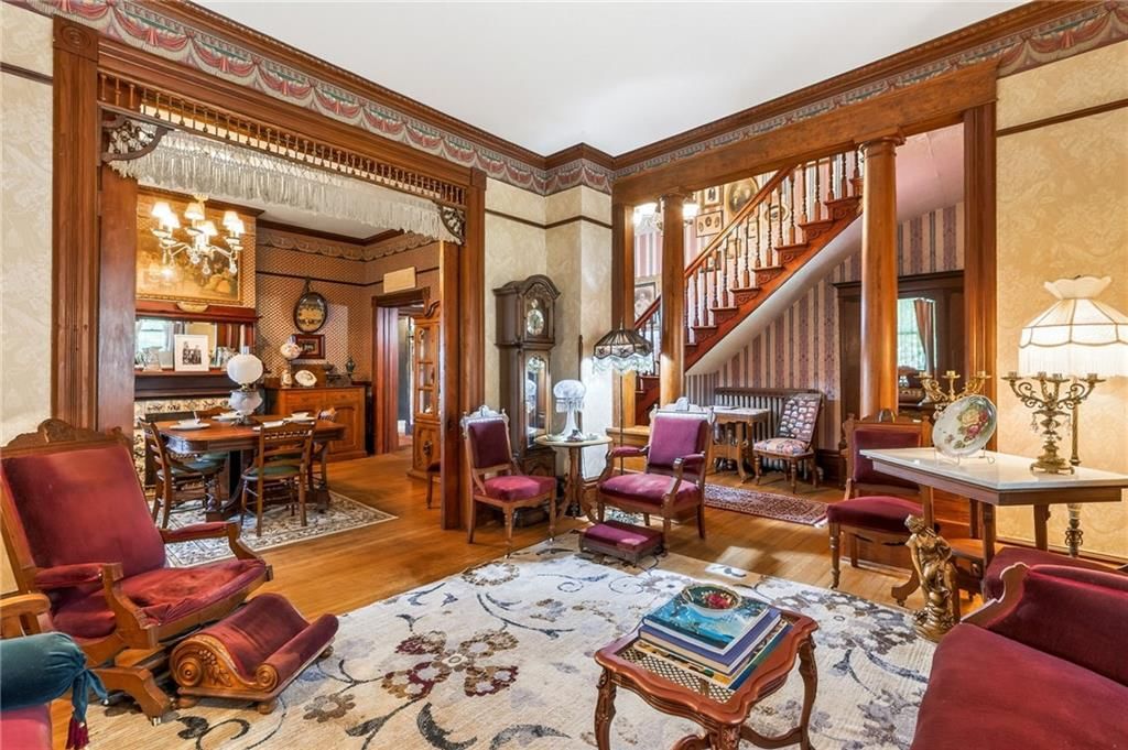 406 E Arthur Street — photo 19