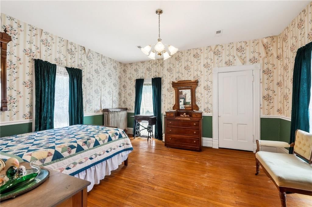 406 E Arthur Street — photo 57
