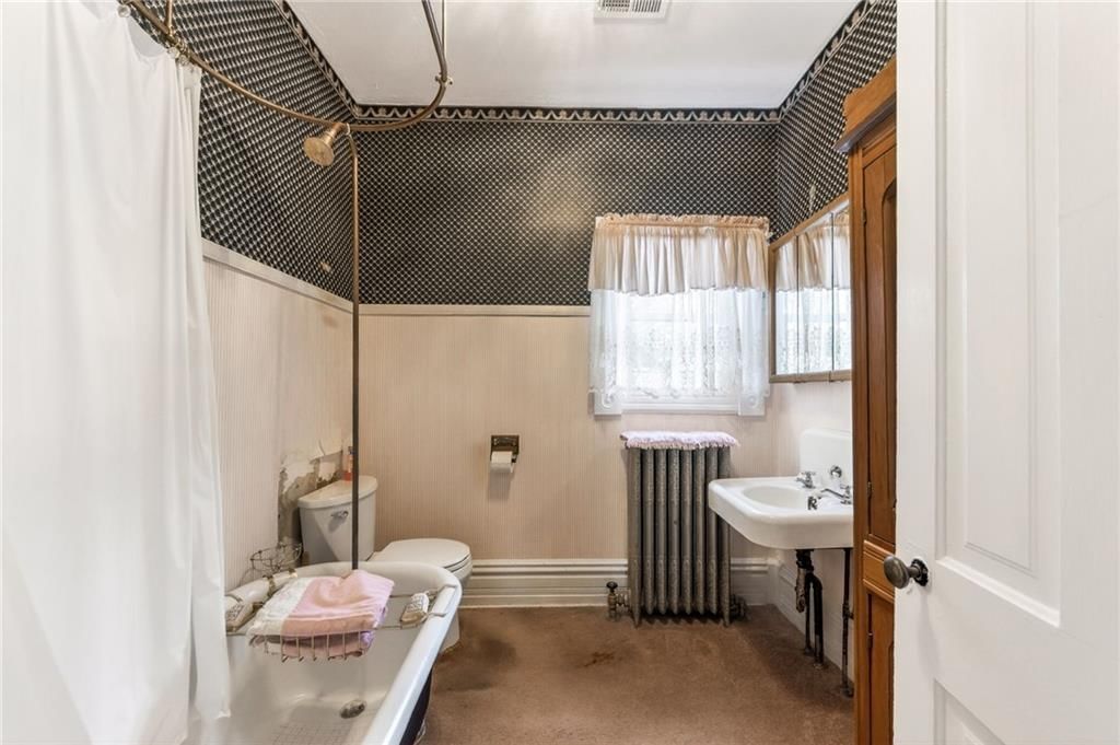 406 E Arthur Street — photo 60
