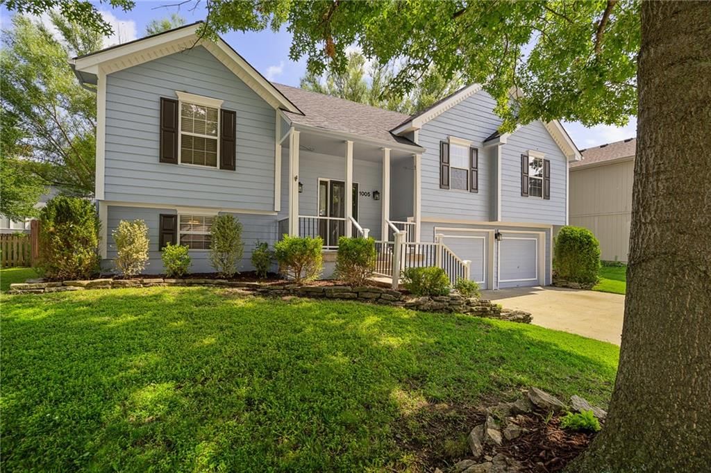 1005 SE 11th Street, Lee's Summit, MO