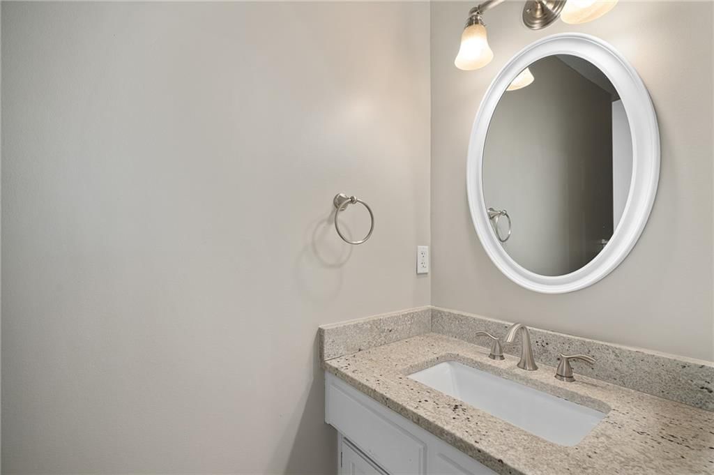 1005 SE 11th Street — photo 30