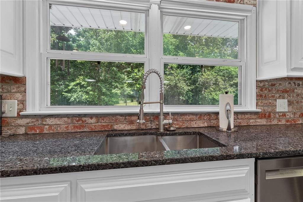 708 S Harrison Street — photo 12