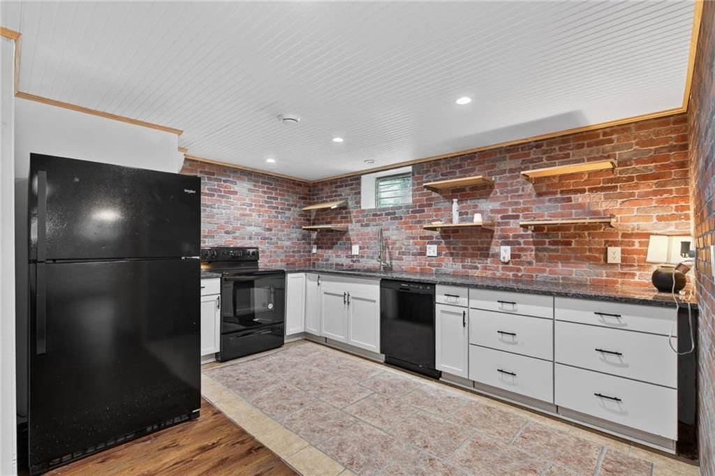 708 S Harrison Street — photo 26
