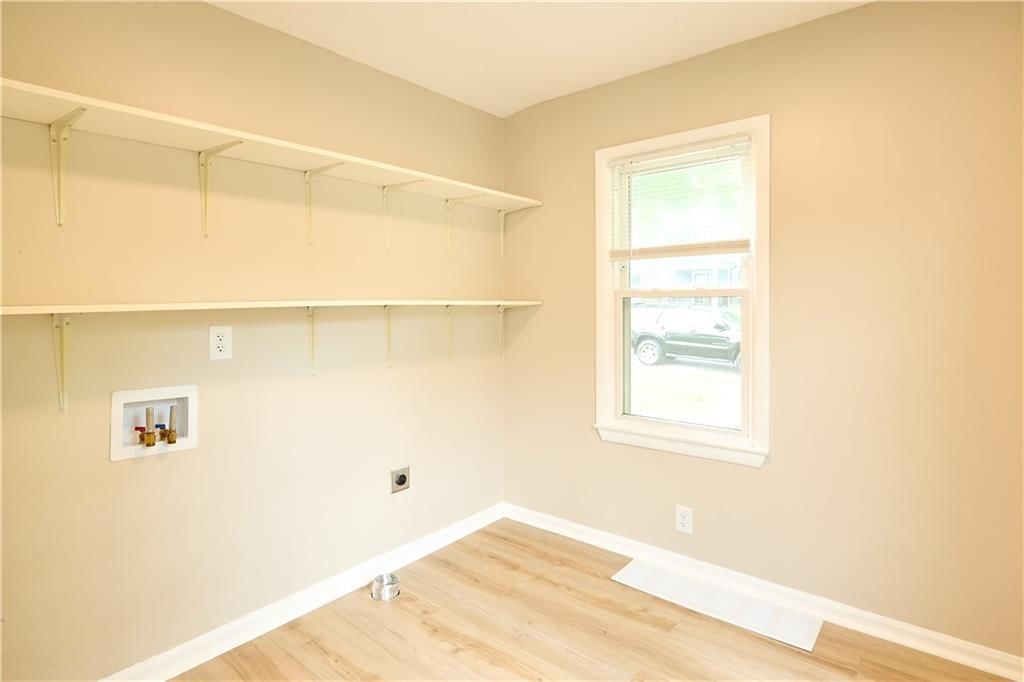 115 E 80th Terrace — photo 5