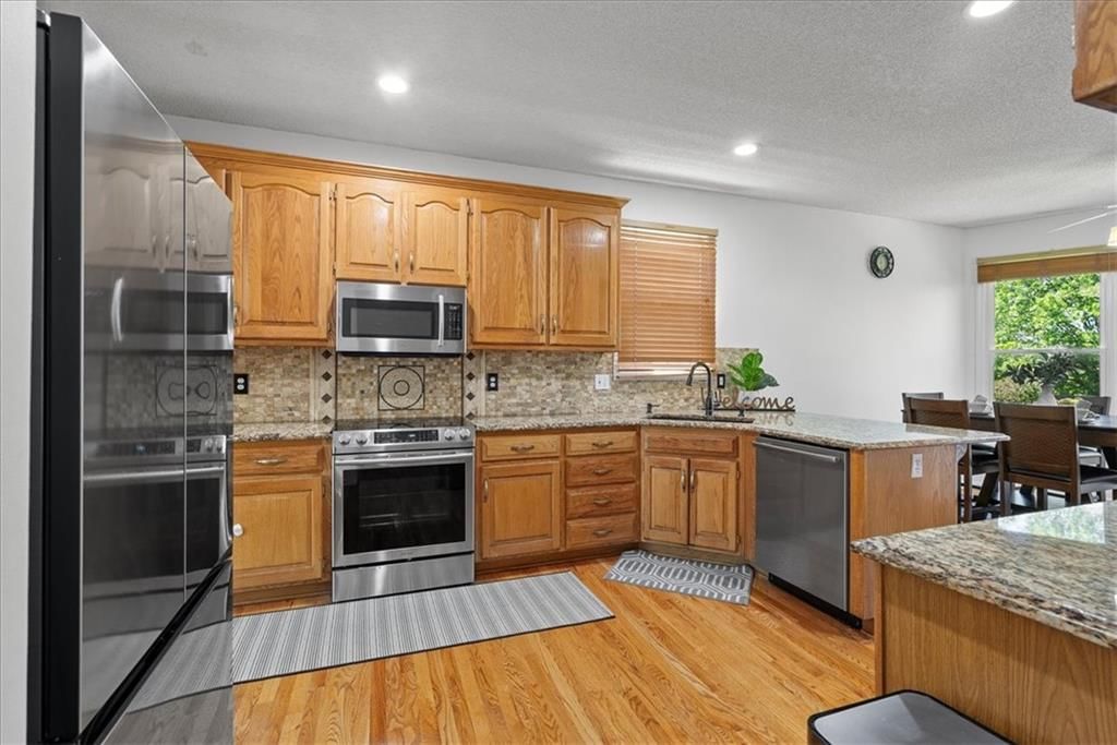 14436 Hemlock Street — photo 13