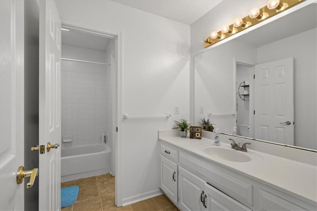 14436 Hemlock Street — photo 26