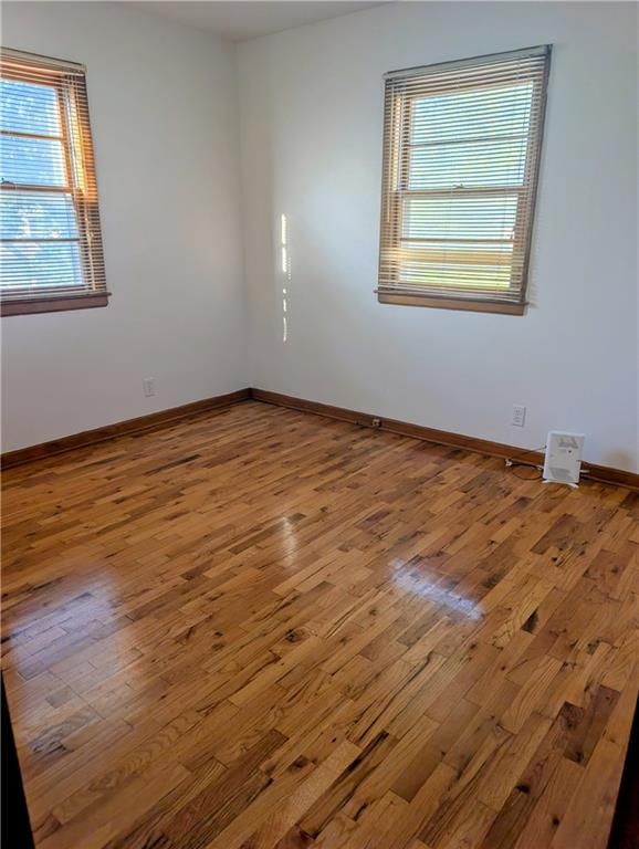 3327 Seneca Street — photo 8