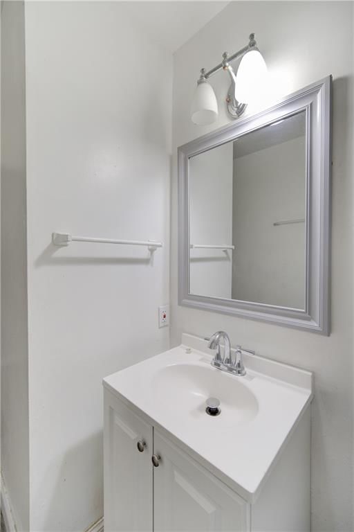 1836 E 78th Street — photo 13