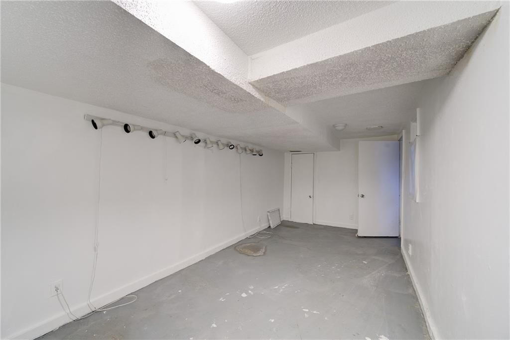 1836 E 78th Street — photo 17