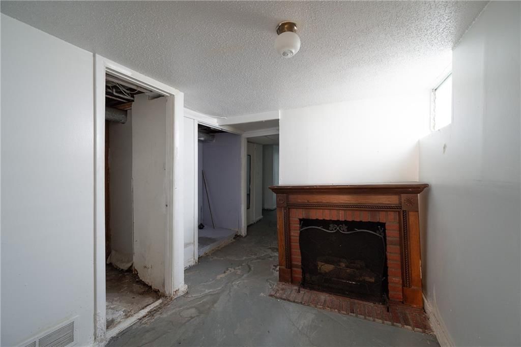 1836 E 78th Street — photo 19