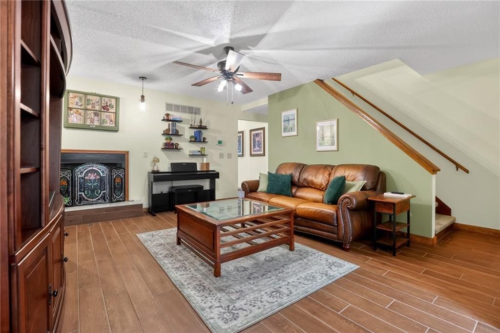 9930 N Cherry Drive — photo 4
