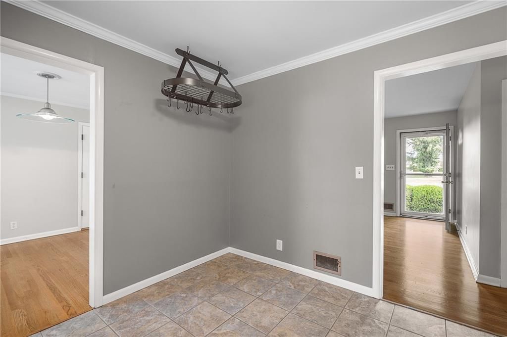 10809 E 47th Street — photo 11