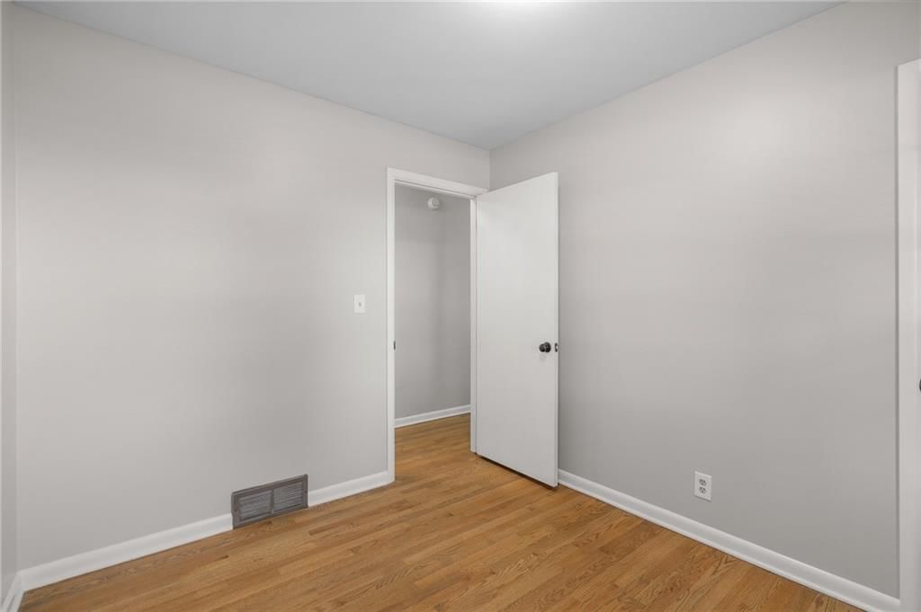 10809 E 47th Street — photo 14