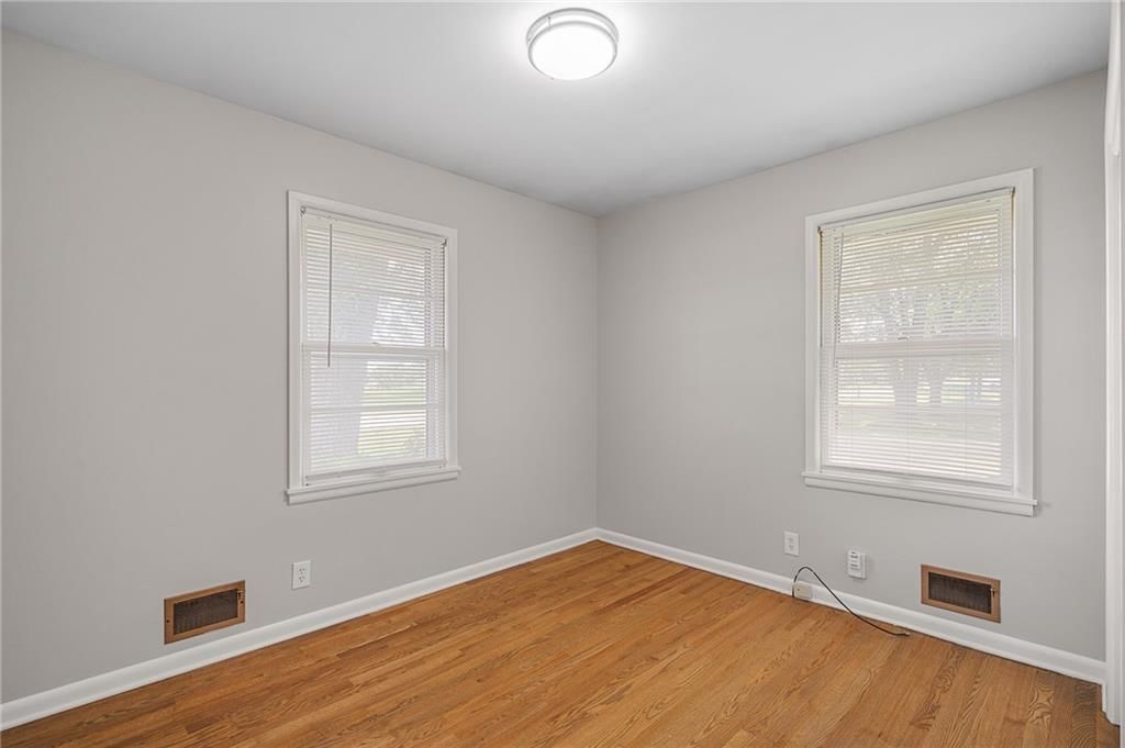 10809 E 47th Street — photo 16