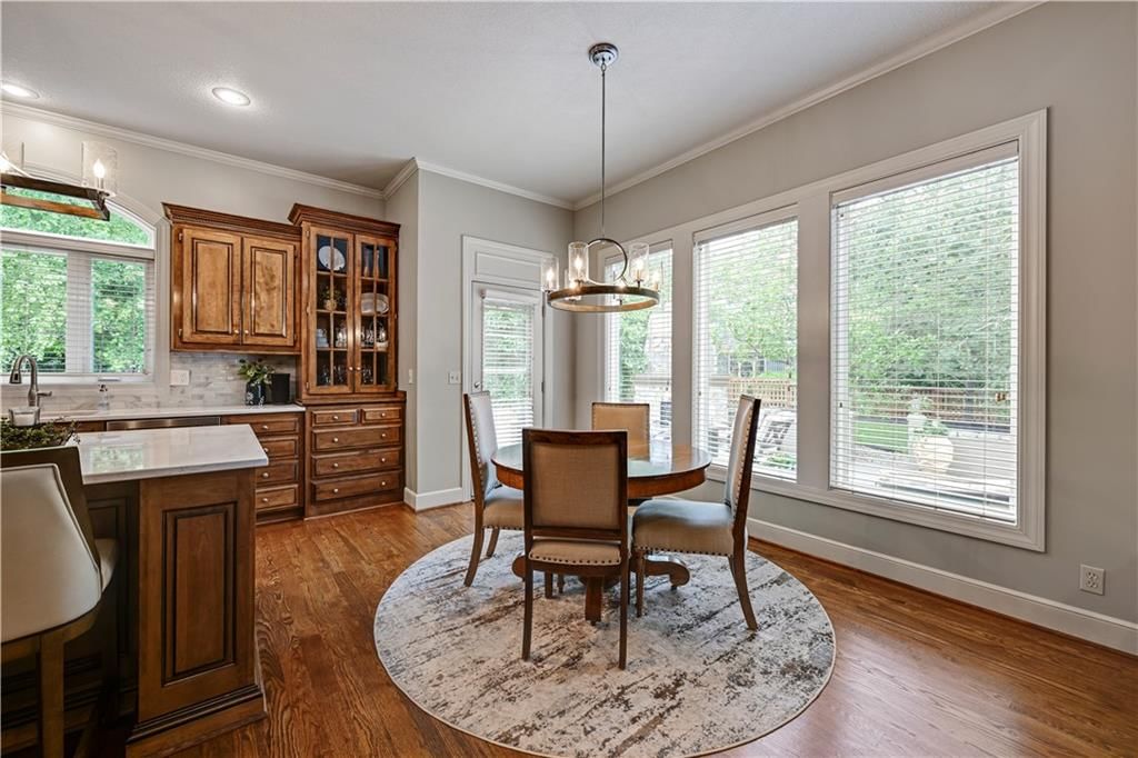 5609 Roundtree Street — photo 14