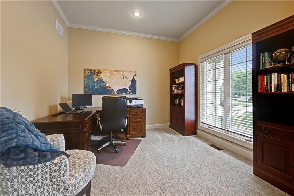 5609 Roundtree Street — photo 21