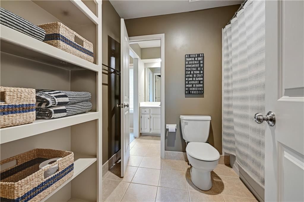 5609 Roundtree Street — photo 29