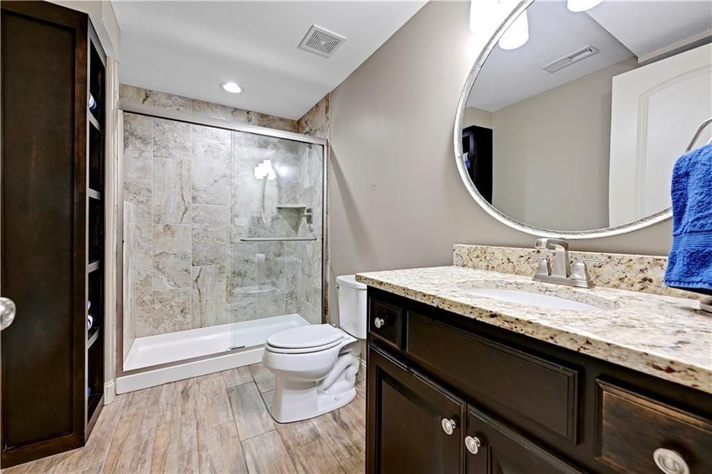 5609 Roundtree Street — photo 30