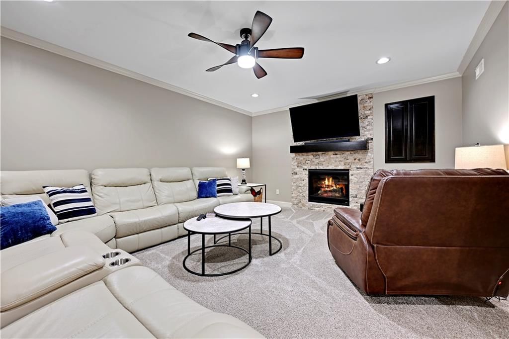 5609 Roundtree Street — photo 38
