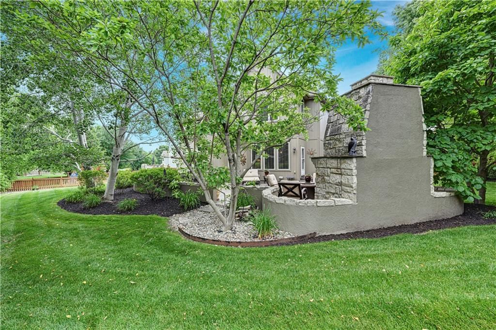 5609 Roundtree Street — photo 45
