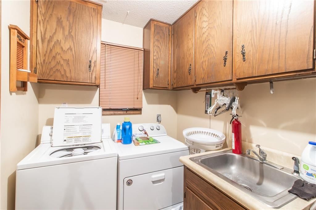 403 W Chestnut Street — photo 21