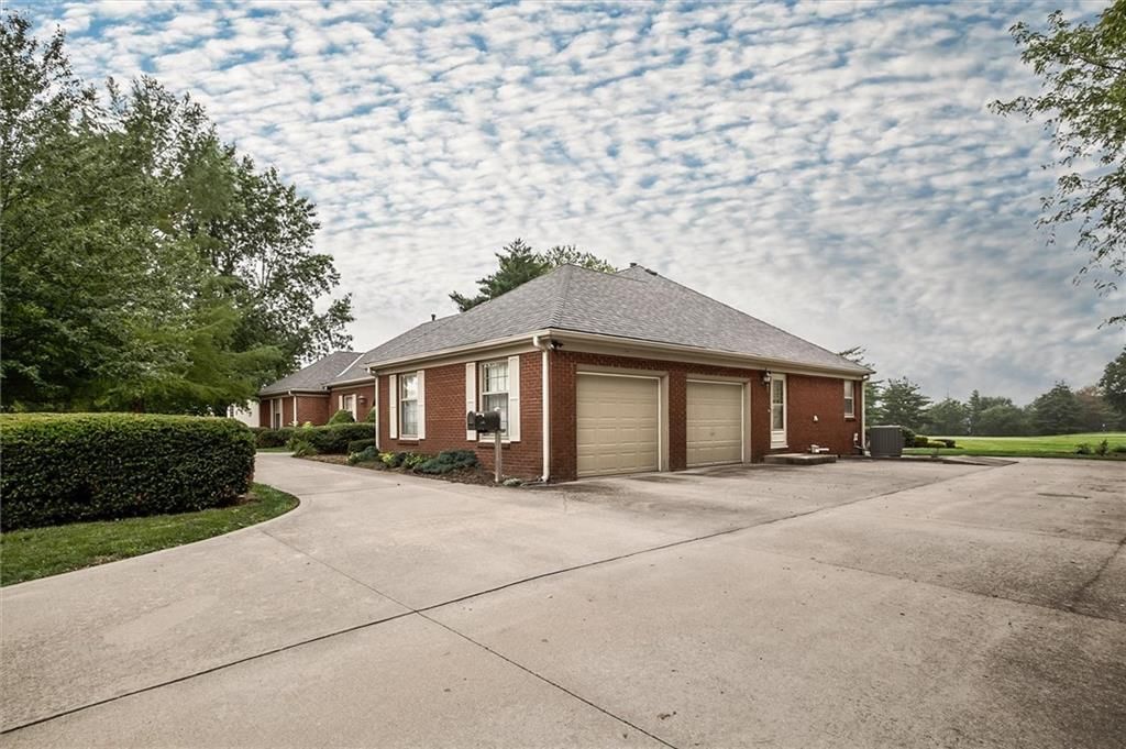 1406 S Golf Club Drive — photo 33
