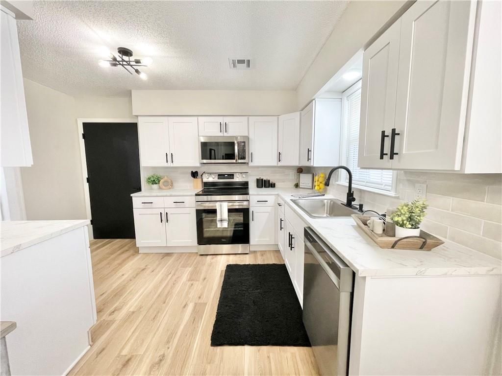 18826 Sunrise Drive — photo 25