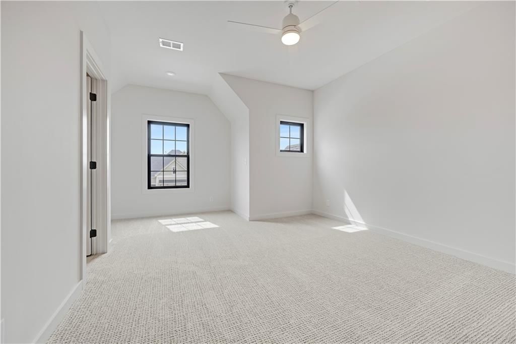 17325 Earnshaw Street — photo 35