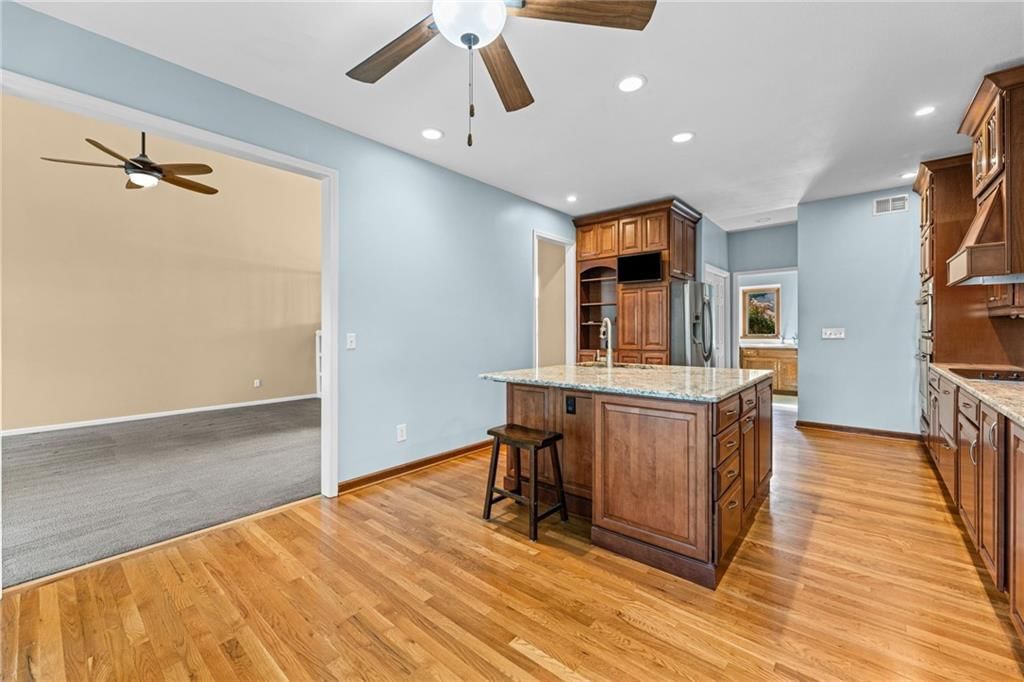 15606 W 79th Terrace — photo 12