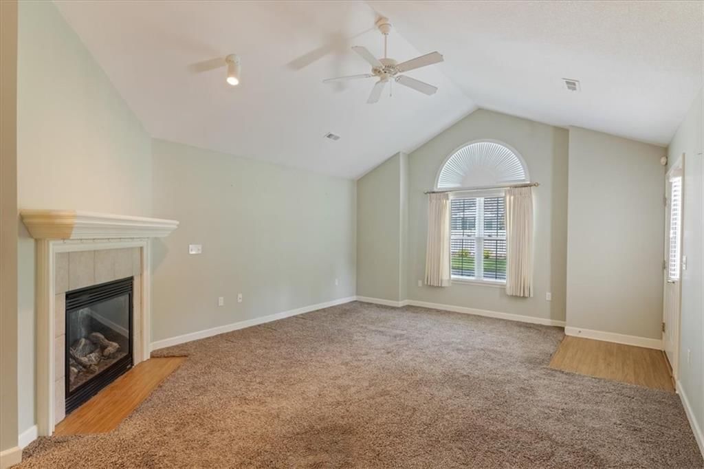 7213 MEADOW VIEW Street — photo 4