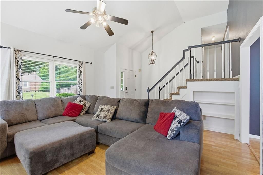 521 Airway Lane — photo 11