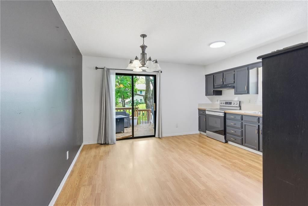521 Airway Lane — photo 15