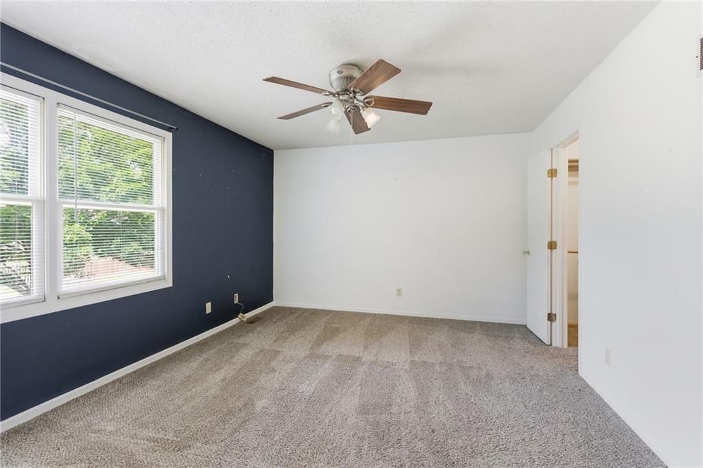 521 Airway Lane — photo 24