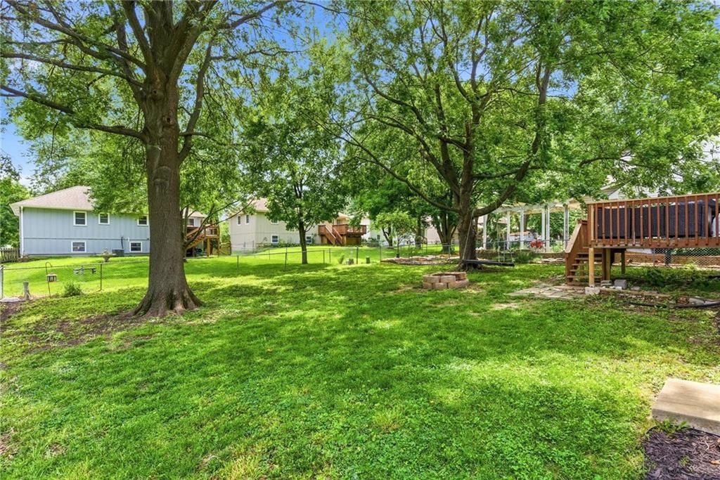 521 Airway Lane — photo 35