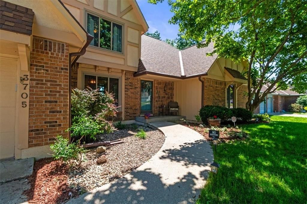 3705 S Marion Court — photo 6
