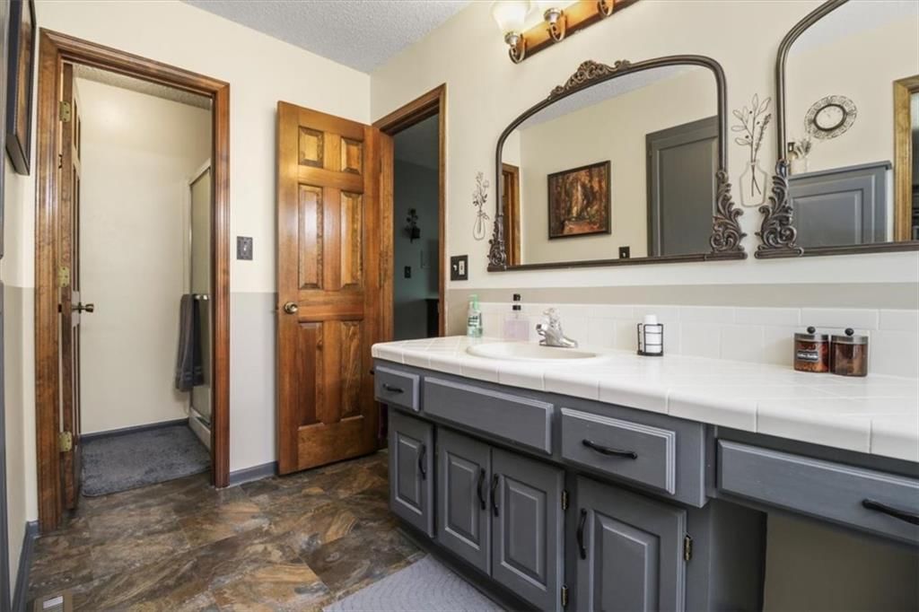 3705 S Marion Court — photo 18