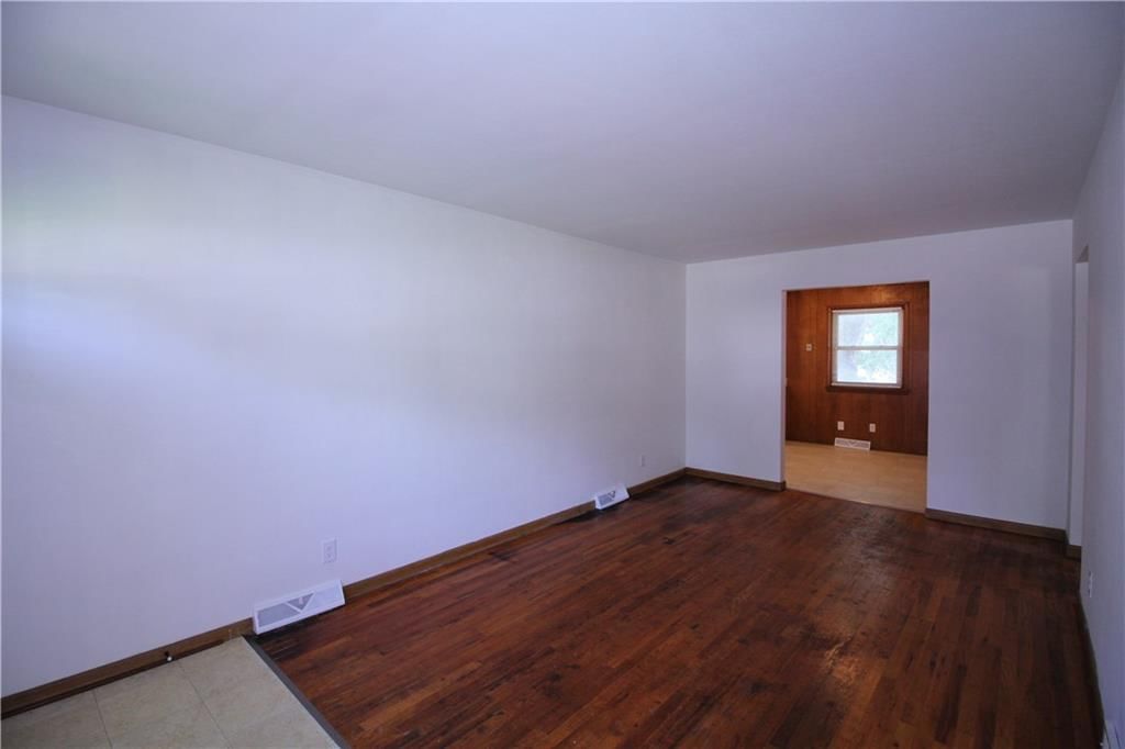 202/204 S Sterling Avenue — photo 6