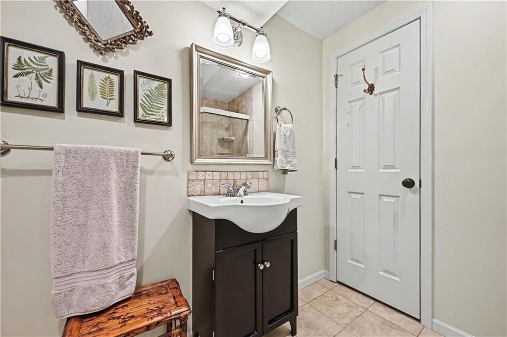 4949 W 129th Terrace — photo 40