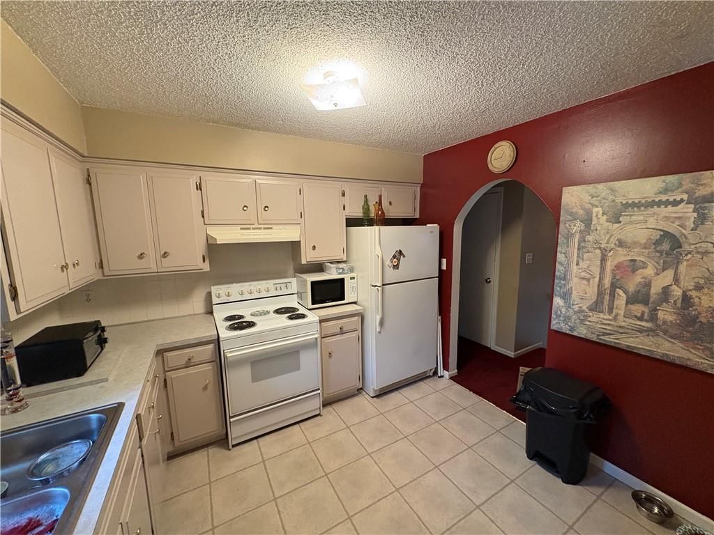 1404 NW Sandalwood Court — photo 11