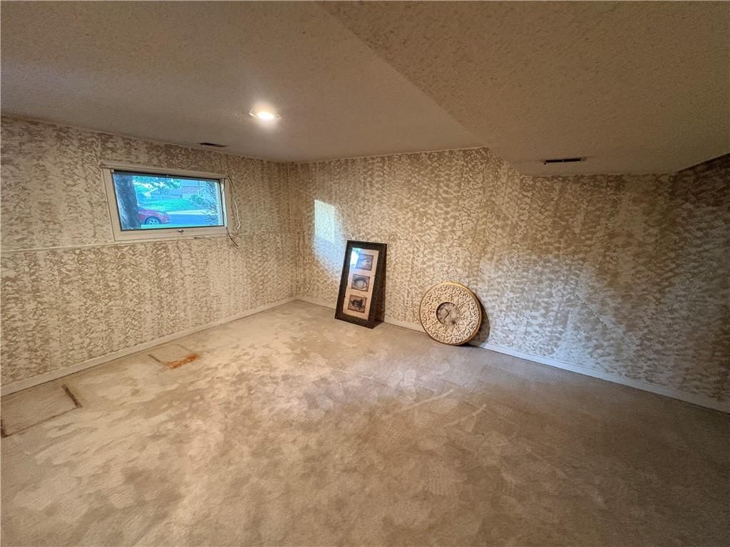 1404 NW Sandalwood Court — photo 19