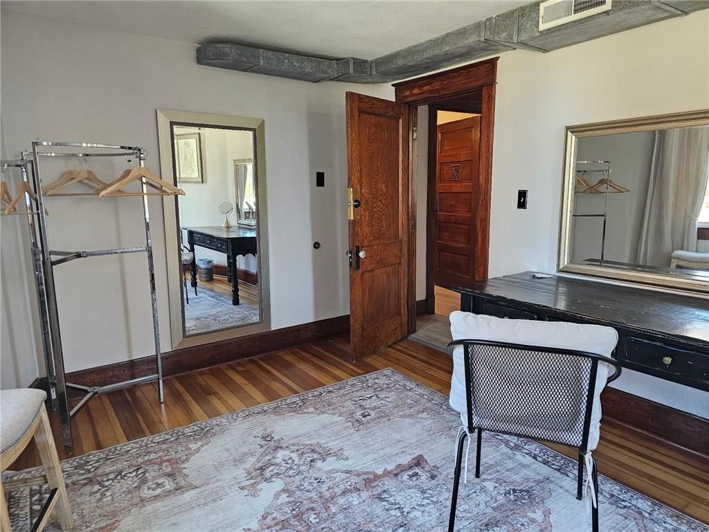 1621 N 25th Street — photo 27