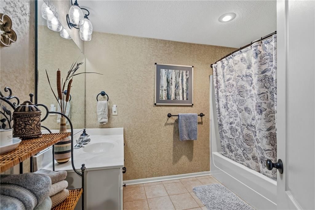 1522 Ventnor Lane — photo 34