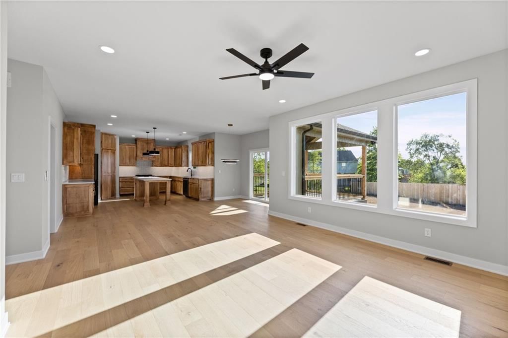 20755 Emerald Street — photo 16