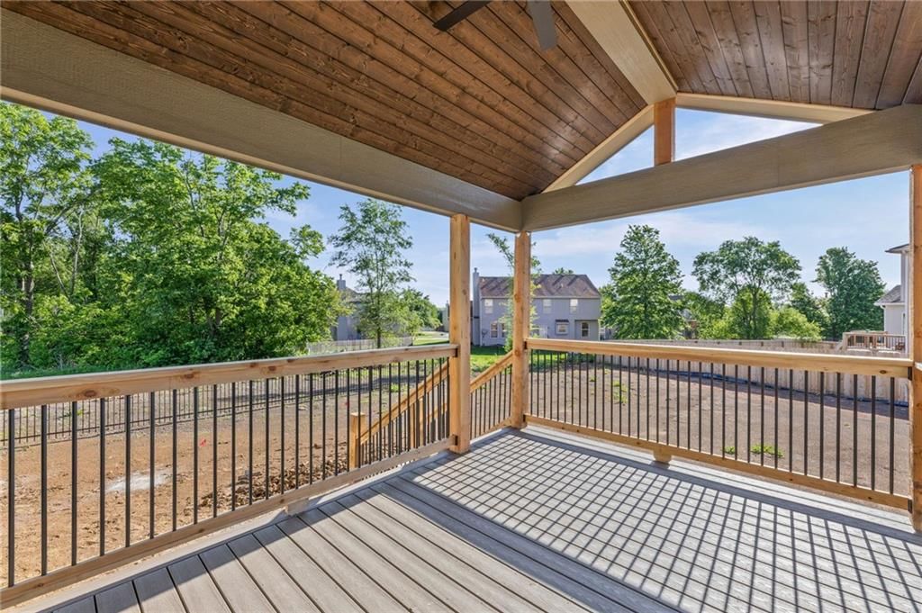 20755 Emerald Street — photo 34